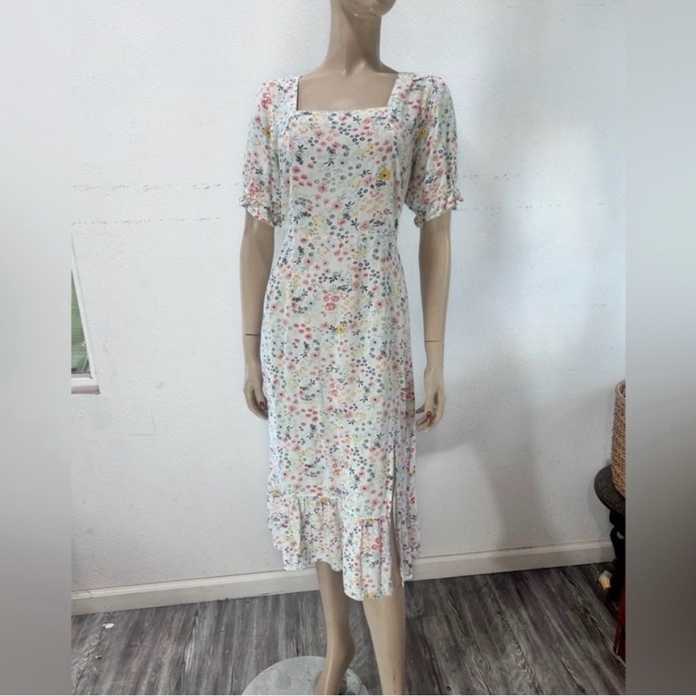 Influence Square-Neck Floral Midi Dress with Puff Sleeves - Picture 3 of 16